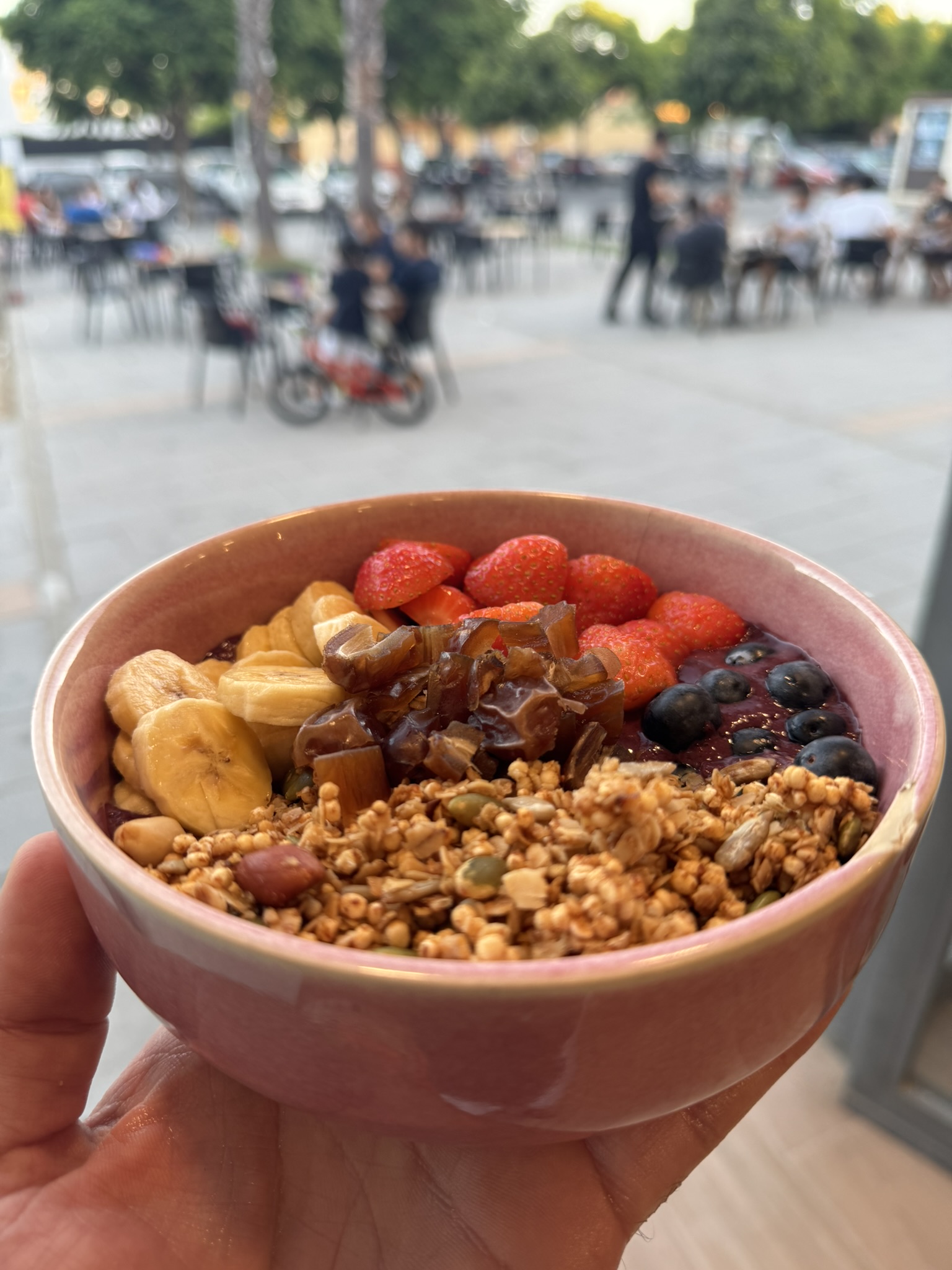 Bowl de fruta y granola